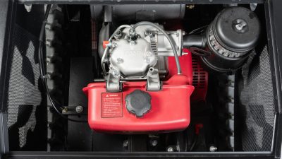 Detalj dizelskog motora Koop na T-TARUP malceru
